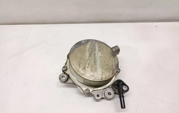 Peugeot 5008 II Vacuum pump 231302 9674192280 1860655
