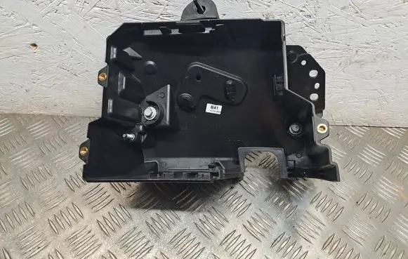 Dacia Sandero III Fuse box set 284B05064