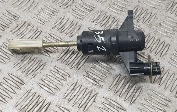 Skoda Superb B5 (3U) Clutch master cylinder 8E1721401AG
