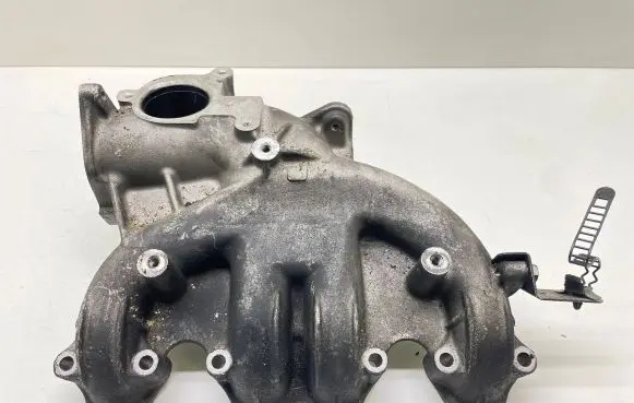 Audi A4 S4 B7 8E 8H Intake manifold 038129713