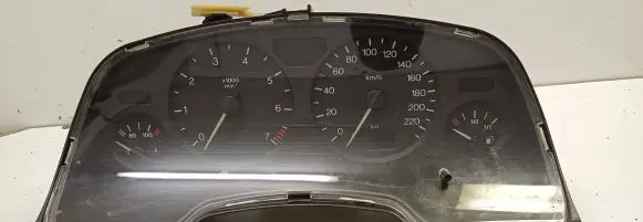 Opel Zafira A Speedometer (instrument cluster) 09228760 00752223 351187000