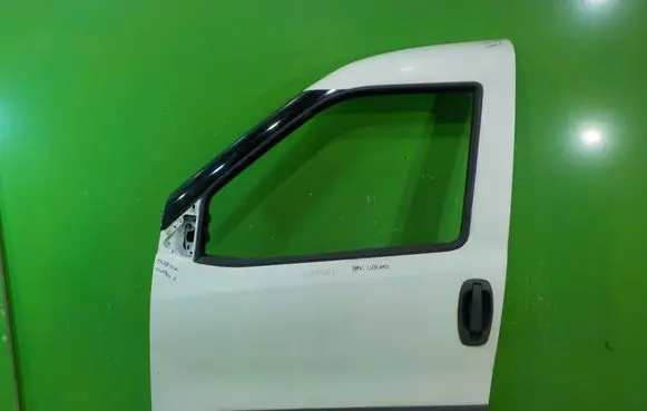 Opel Combo D Front door PRZOD 17AB106 7821BE057A13428E8
