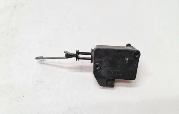 Peugeot 206 CC Fuel tank cap lock 0902