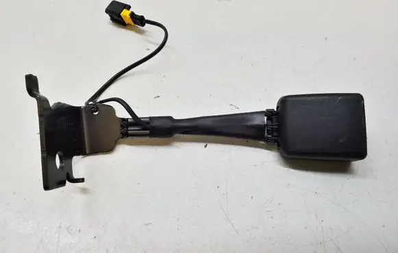 Alfa Romeo Stelvio Rear seatbelt buckle 156136322