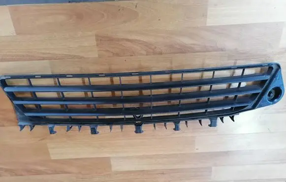 Opel Signum Front bumper lower grill 13100588 0551004542 200920231035