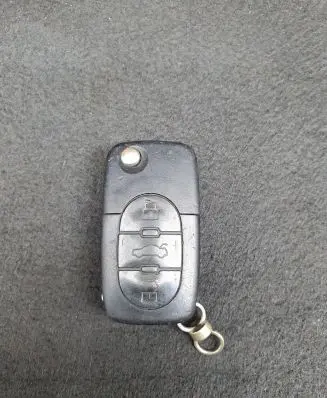 Audi A6 S6 C5 4B Ignition key/card 4D0837231A