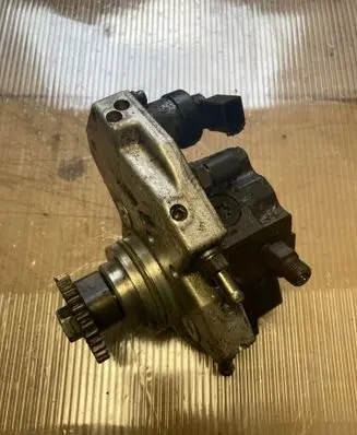 Chrysler 300 - 300C Fuel injection high pressure pump A6420700501 0445010145