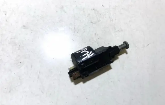 Opel Astra G Brake pedal sensor switch 09132299 09175172