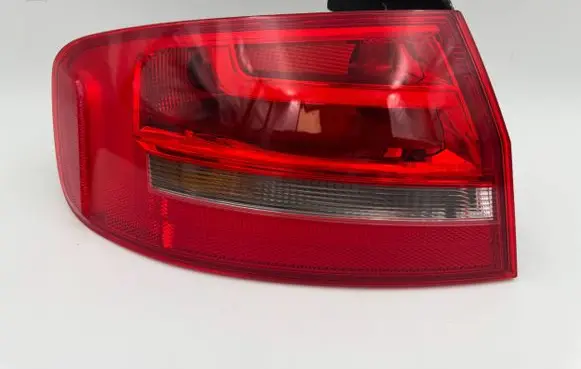 Audi A4 S4 B8 8K Rear/tail lights 8K5945095AA 01091401 LP300