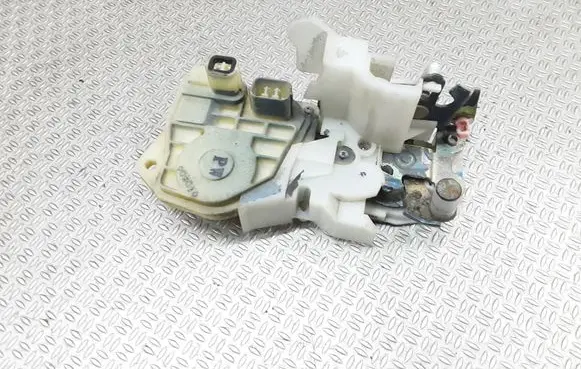 Honda Stream Rear door lock