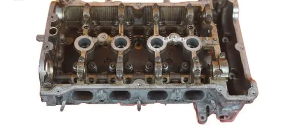 Mini One - Cooper Clubman R55 Engine head MCGU100149331 N14B16AB