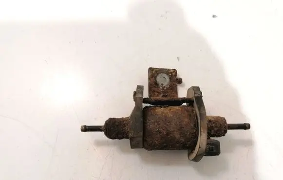 BMW 7 E65 E66 Webasto auxiliary heater fuel pump 