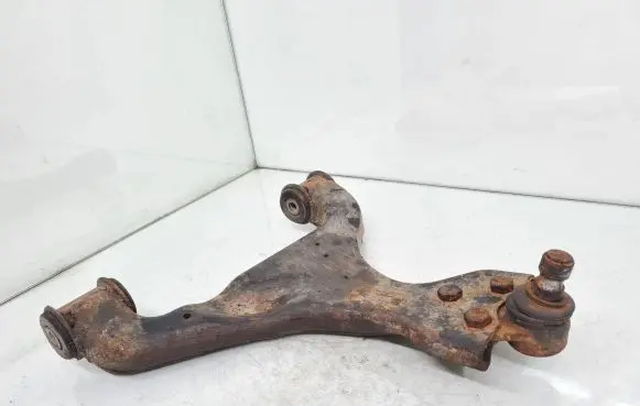 Mercedes-Benz Vito Viano W639 Front lower control arm/wishbone
