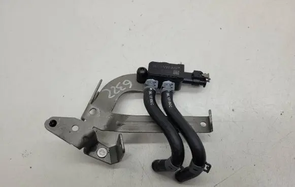 Audi A5 Exhaust pressure sensor 06L131551D