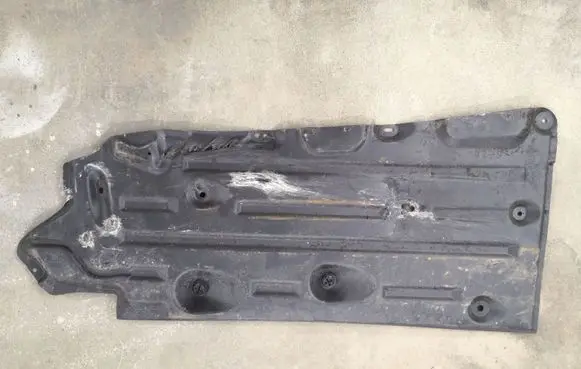 Ford Escape III Center/middle under tray cover GV6111132AE
