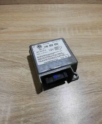Volkswagen Golf III Airbag control unit/module 1H0959656