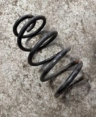 Ford Kuga II Front coil spring 