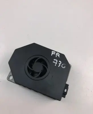 Mercedes-Benz R W251 Subwoofer speaker A2118705189