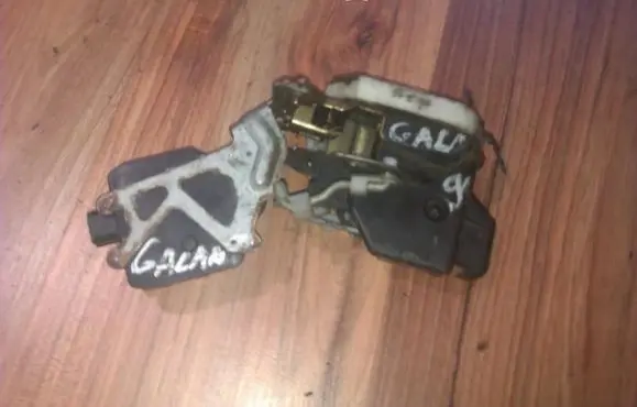 Mitsubishi Galant Rear door lock