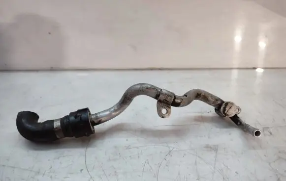 Volkswagen Touareg II Coolant pipe/hose 059121069