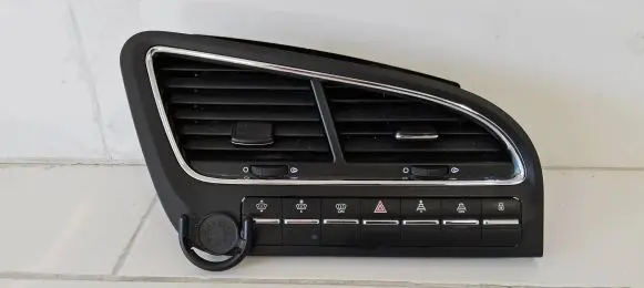 Peugeot 5008 Hazard light switch 96638426XT 01059A02 10007896