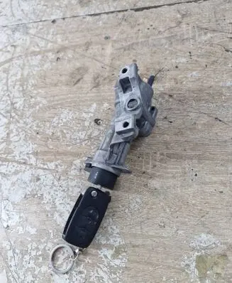 Audi A4 S4 B6 8E 8H Ignition lock 4B0905851C
