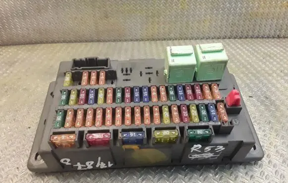 Mini One - Cooper Coupe R56 Fuse box set 6906600