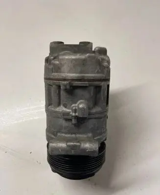 BMW 1 E81 E87 Air conditioning (A/C) compressor (pump) 6997862