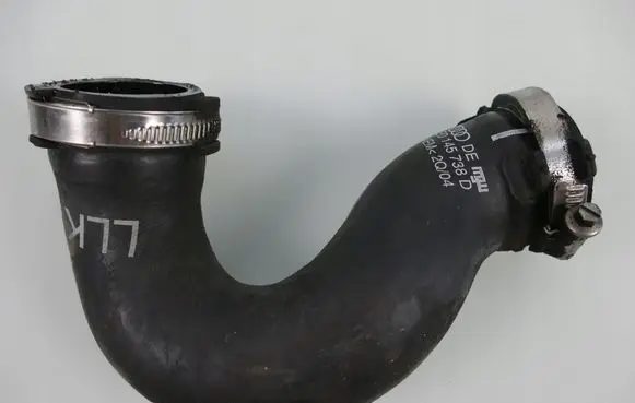 Audi A8 S8 D3 4E Intercooler hose/pipe 4E0145738D