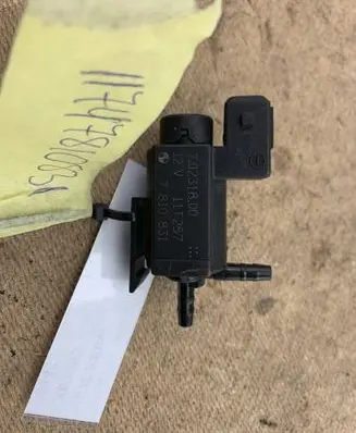 BMW X3 F25 Other relay 11747810831 11741742712 11740396414