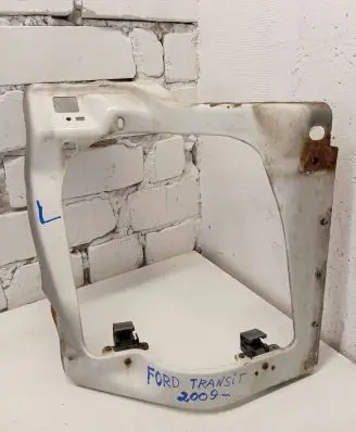 Ford Transit Headlight/headlamp mounting bracket