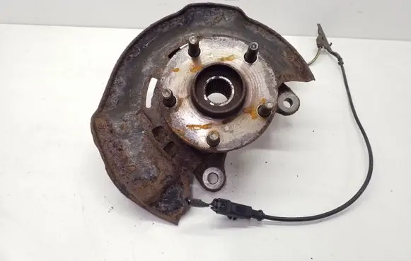 Toyota Avensis T270 Front wheel hub F35R6
