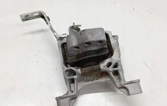 Mazda 6 Engine mount vacuum valve K1442
