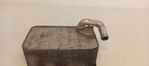 Engine oil radiator