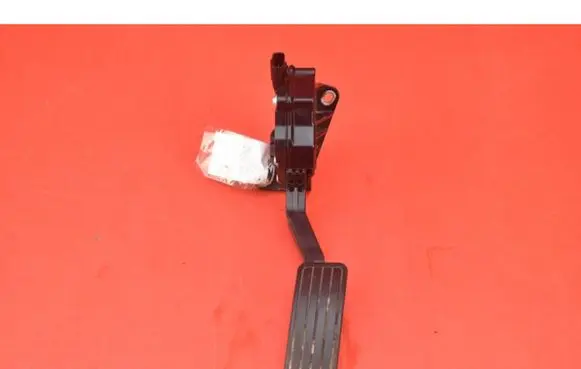 Subaru XV I Accelerator throttle pedal 36010FJ010