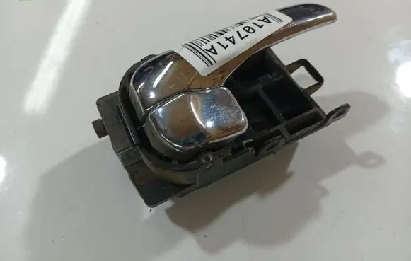 Nissan Almera Tino Rear door interior handle