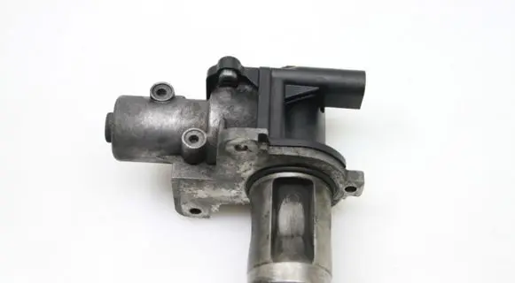 Skoda Superb B5 (3U) EGR valve 038131501AD