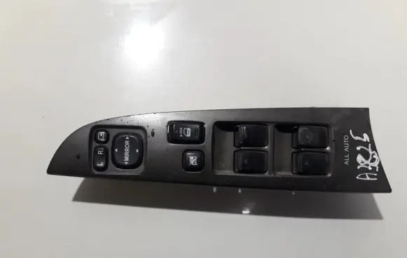 Lexus IS 220D-250-350 Electric window control switch 8404053070 514569