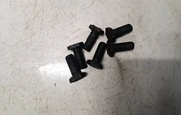 Opel Vectra B Nuts/bolts