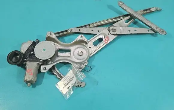 Toyota RAV 4 (XA40) Front door window regulator with motor 8572042110 IMPRK1562446