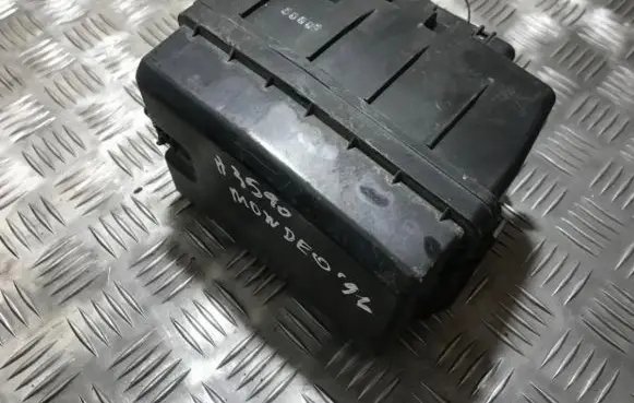 Ford Mondeo MK II Fuse box set