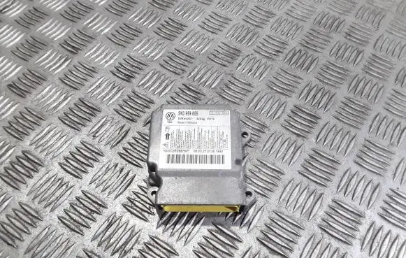 Volkswagen Golf VI Airbag control unit/module 5K0959655