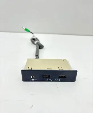 Subaru Outback (BT) USB control unit 86257AN00A 86273AN00A