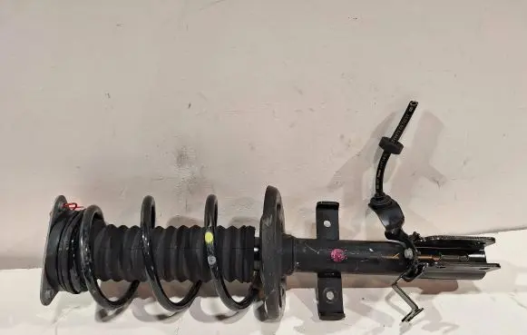 Renault Clio IV Front shock absorber/damper