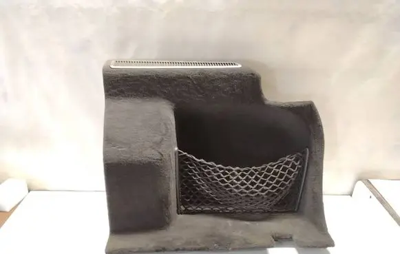 Trunk/boot lower side trim panel