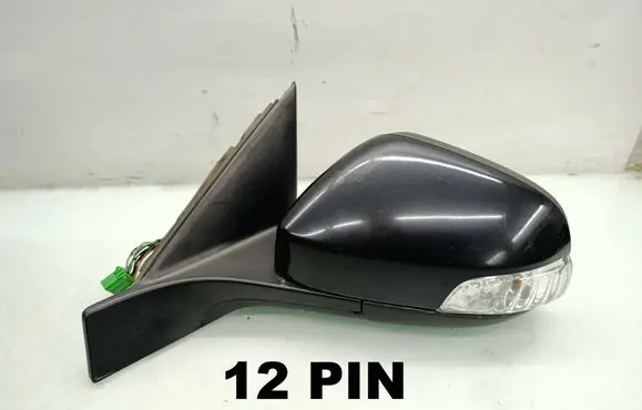 Volvo V70 Front door electric wing mirror 