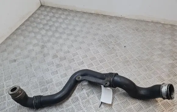 Volkswagen Touran I Intercooler hose/pipe 1K0145762