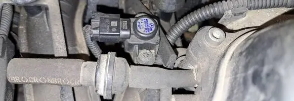 Mercedes-Benz C W203 Air pressure sensor a0041533328