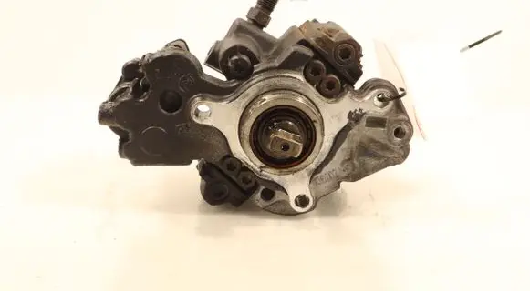 Peugeot 508 Fuel injection high pressure pump 9424A050A
