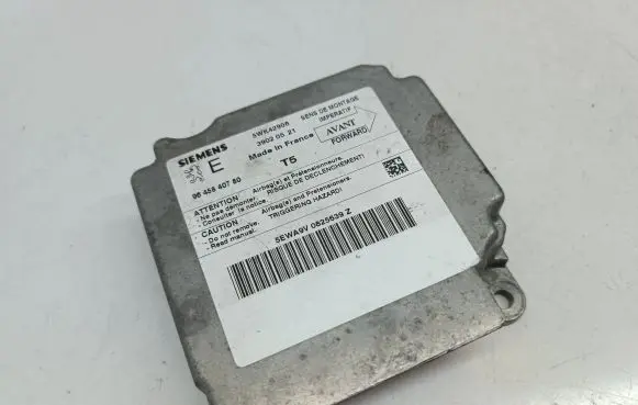 Peugeot 307 Airbag control unit/module 9645840780 39020521 5WK42908